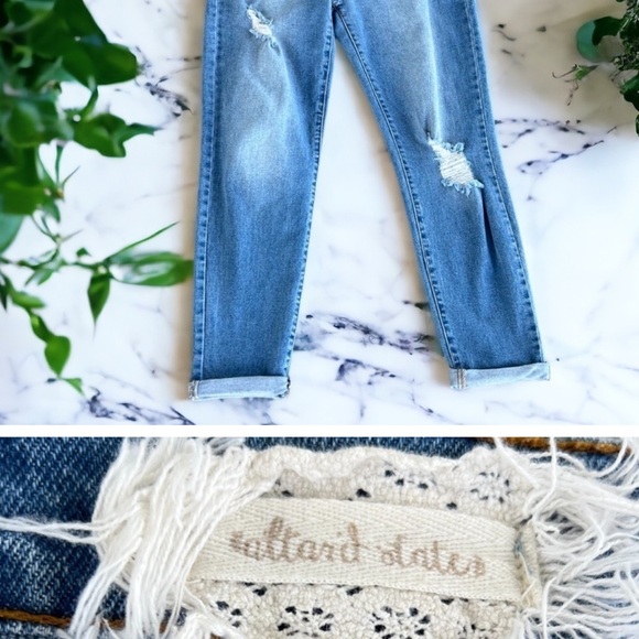 Altar'd State High Waist Distressed Jeans Size 30 - Picture 2 of 10